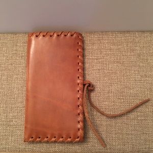 Host Pick! TAVROS Ladies Wallet